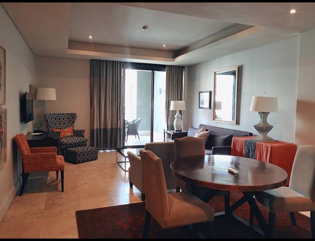 2 BEDROOM APARTMENT FOR SALE IN UMHLANGA RIDGE